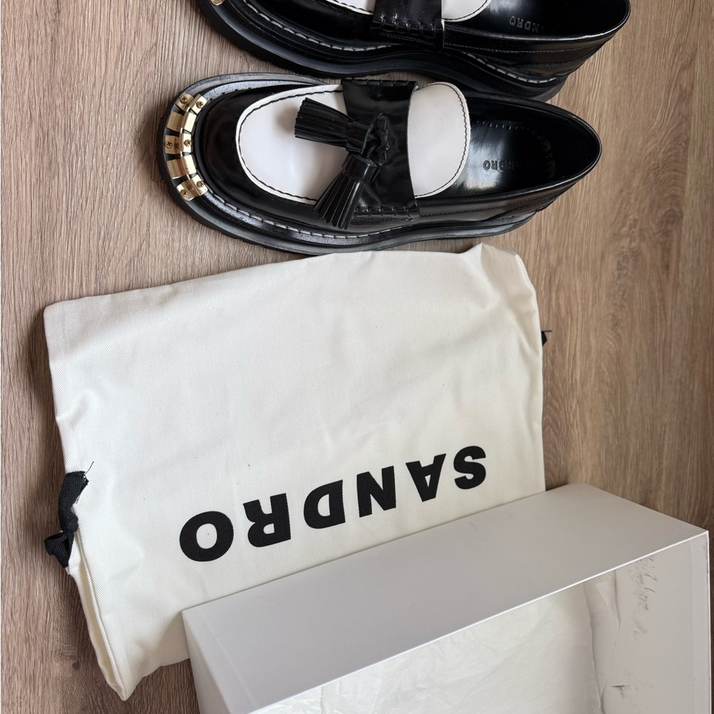 Black and White Tassel Loafers with Gold Accent - Picture 8 of 12